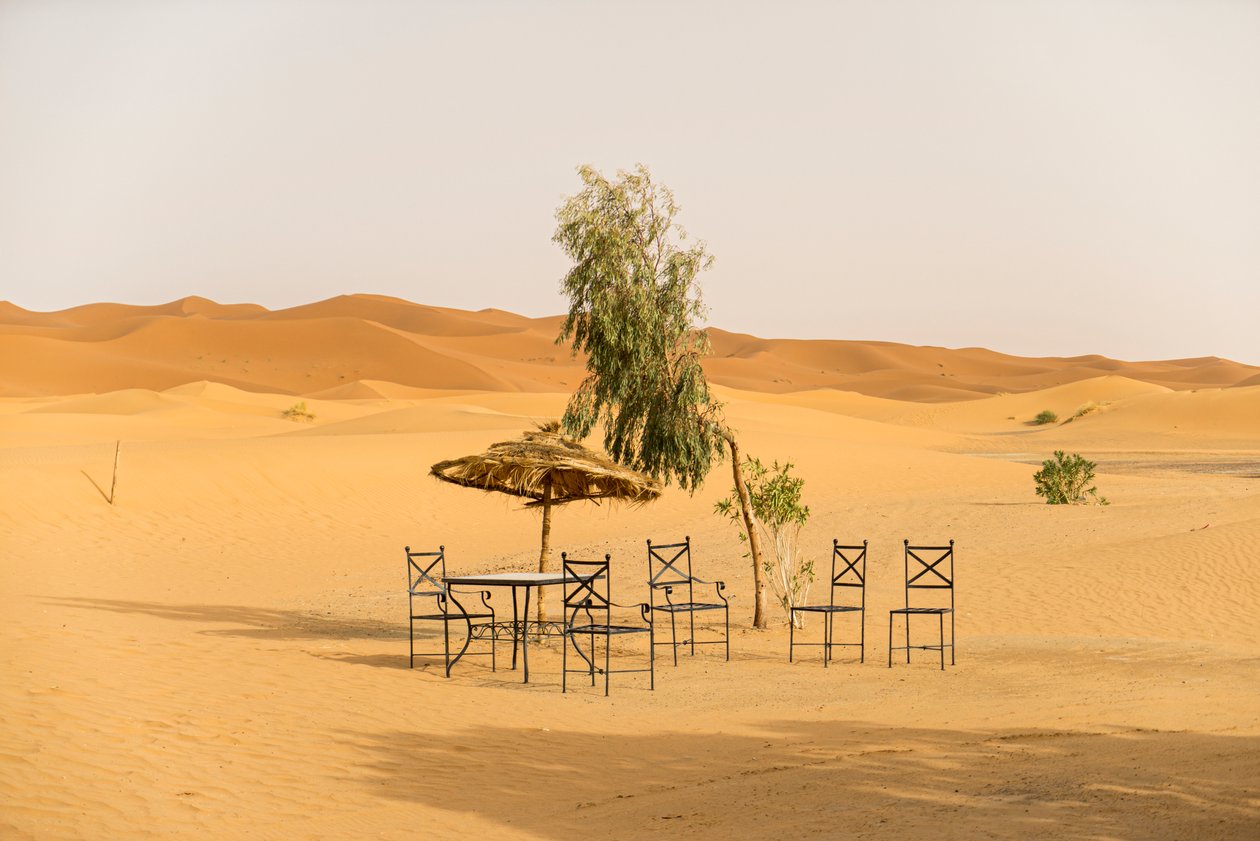 2014 年，摩洛哥梅尔祖加 Erg Chebbi 一家酒店附近的沙漠风光（照片） 作者 艾拉·布洛克