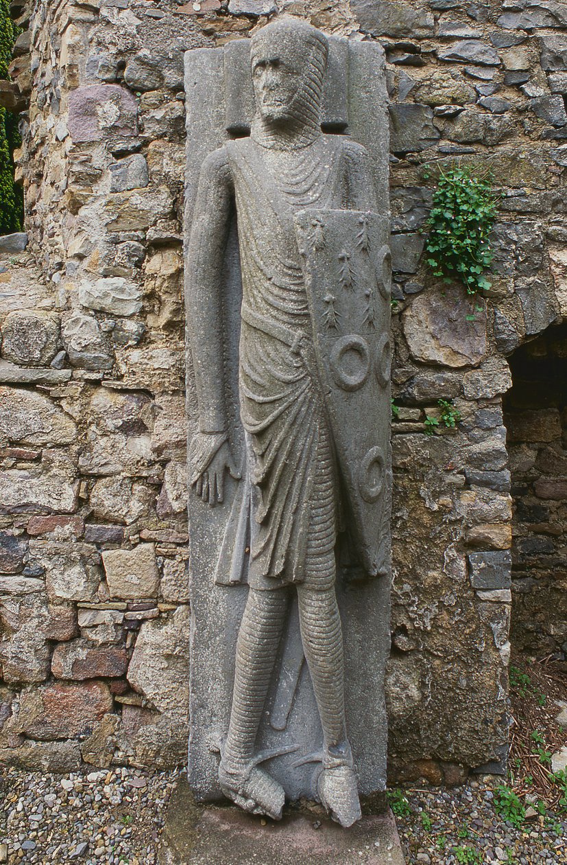 Cantwell Fada，c.1330（石灰石） 作者 爱尔兰学校