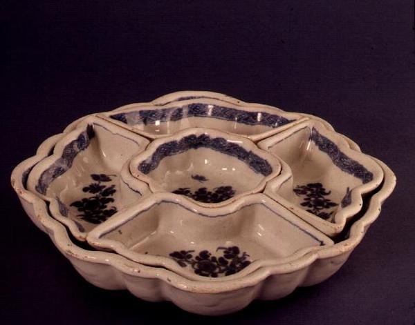 开胃菜，约1760年（陶瓷）。 作者 爱尔兰学校