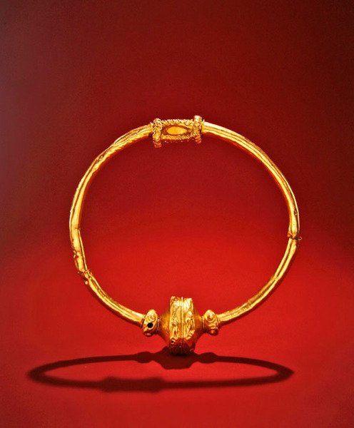 Collar，Ardnaglug，罗斯康芒郡，早期铁器时代（金） 作者 铁器时代