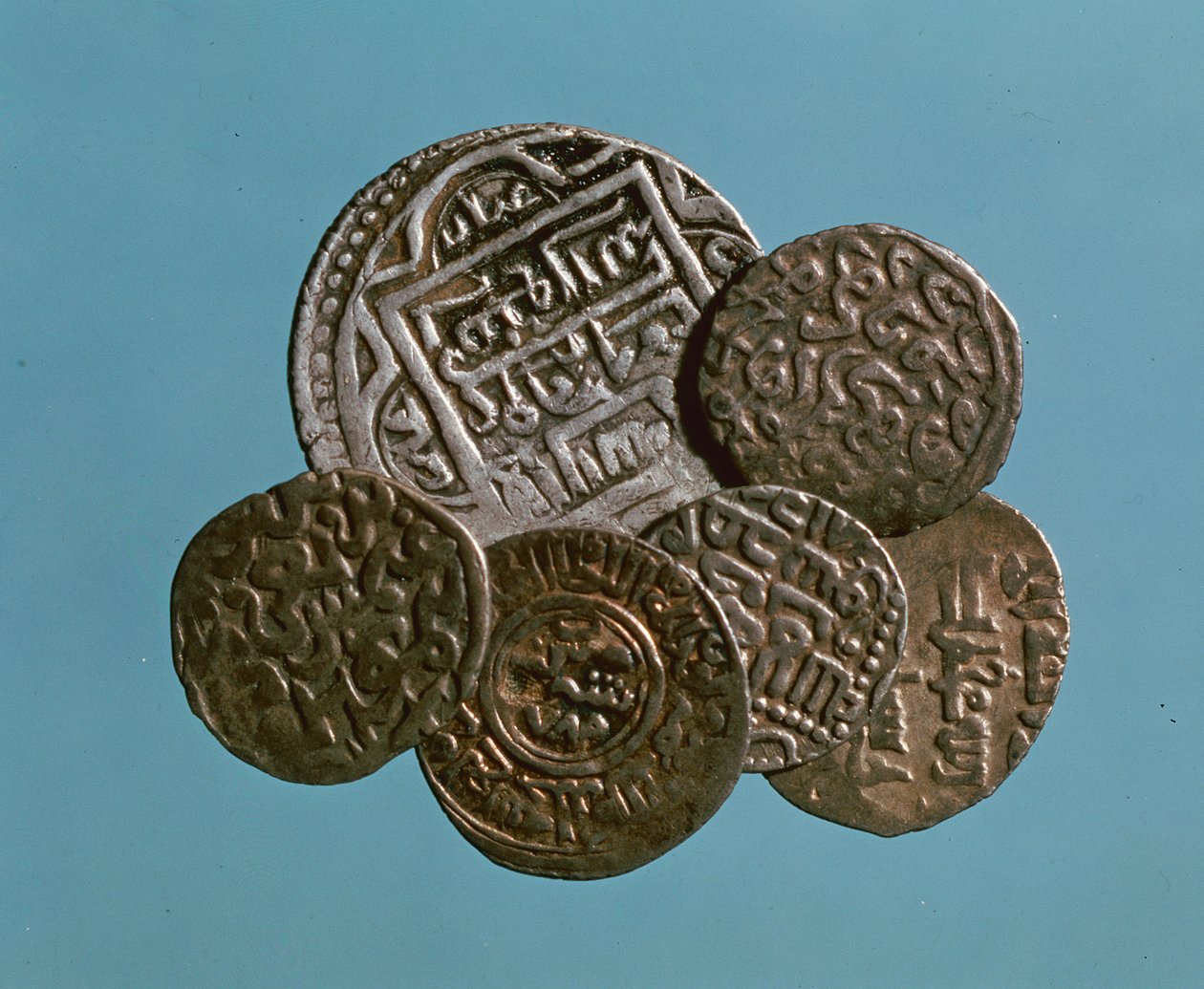 帖木儿时期的硬币，1370-1505（金属） 作者 伊斯兰学校