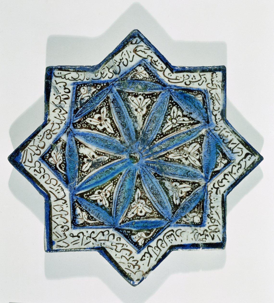 13至14世纪Takht-e Solaiman风格的星形釉上彩镀金瓷砖（陶瓷） 作者 伊斯兰学校