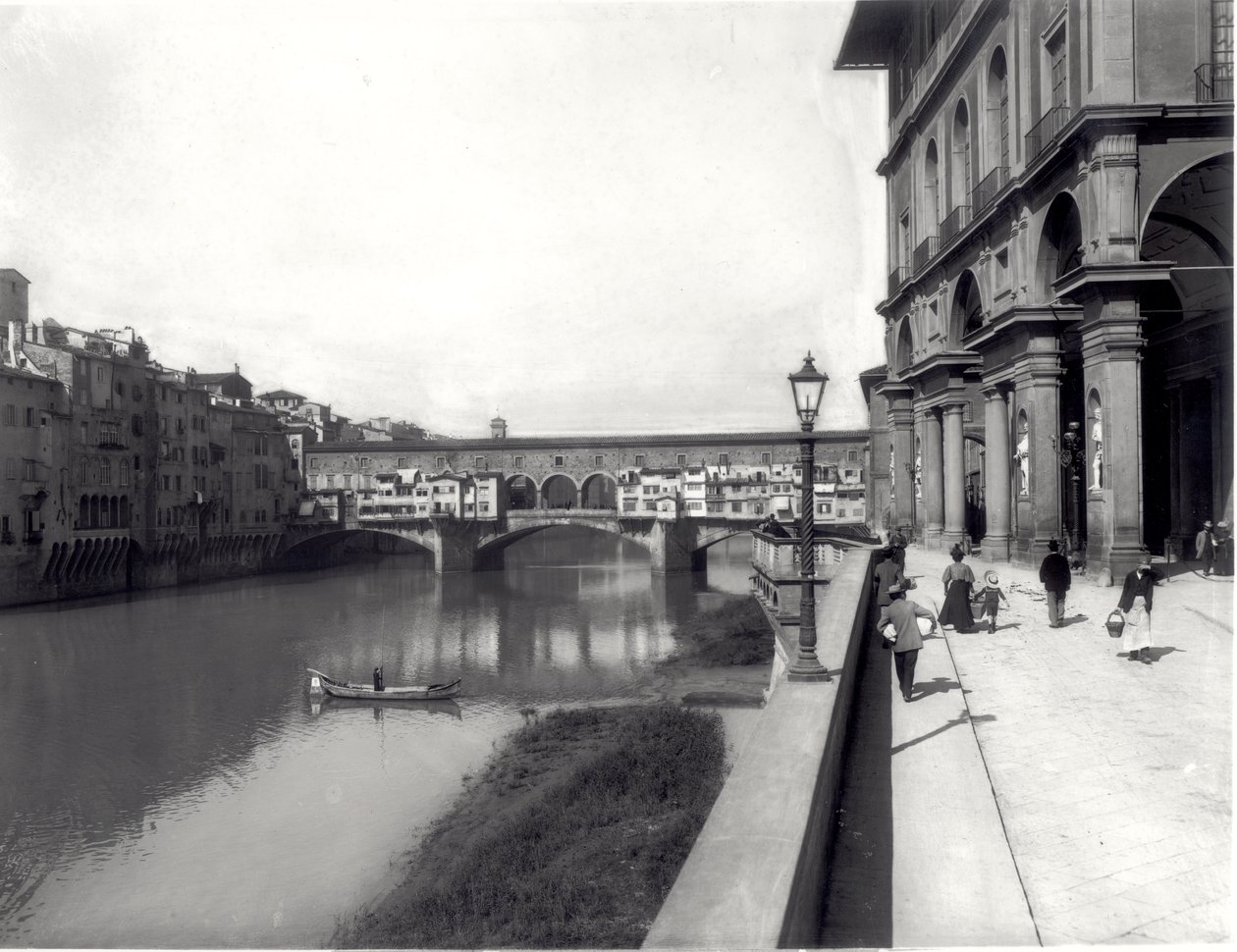旧桥（Ponte Vecchio）和乌菲齐（Uffizi）门面 作者 意大利摄影师意大利摄影师