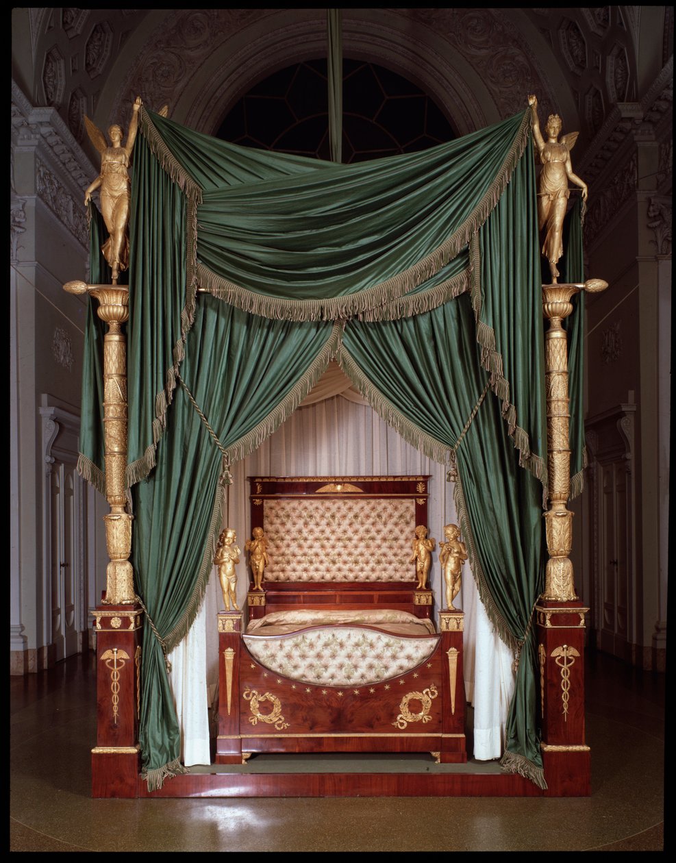 Carlo Ludovico di Borbone（帕尔马的查理二世）床在卢卡地区实现 - Carlo II di Parma（波旁-帕尔马的查理二世）（1799-1883）床由卢卡制造-佛罗伦萨，Palazzo Pitti 作者 意大利学校