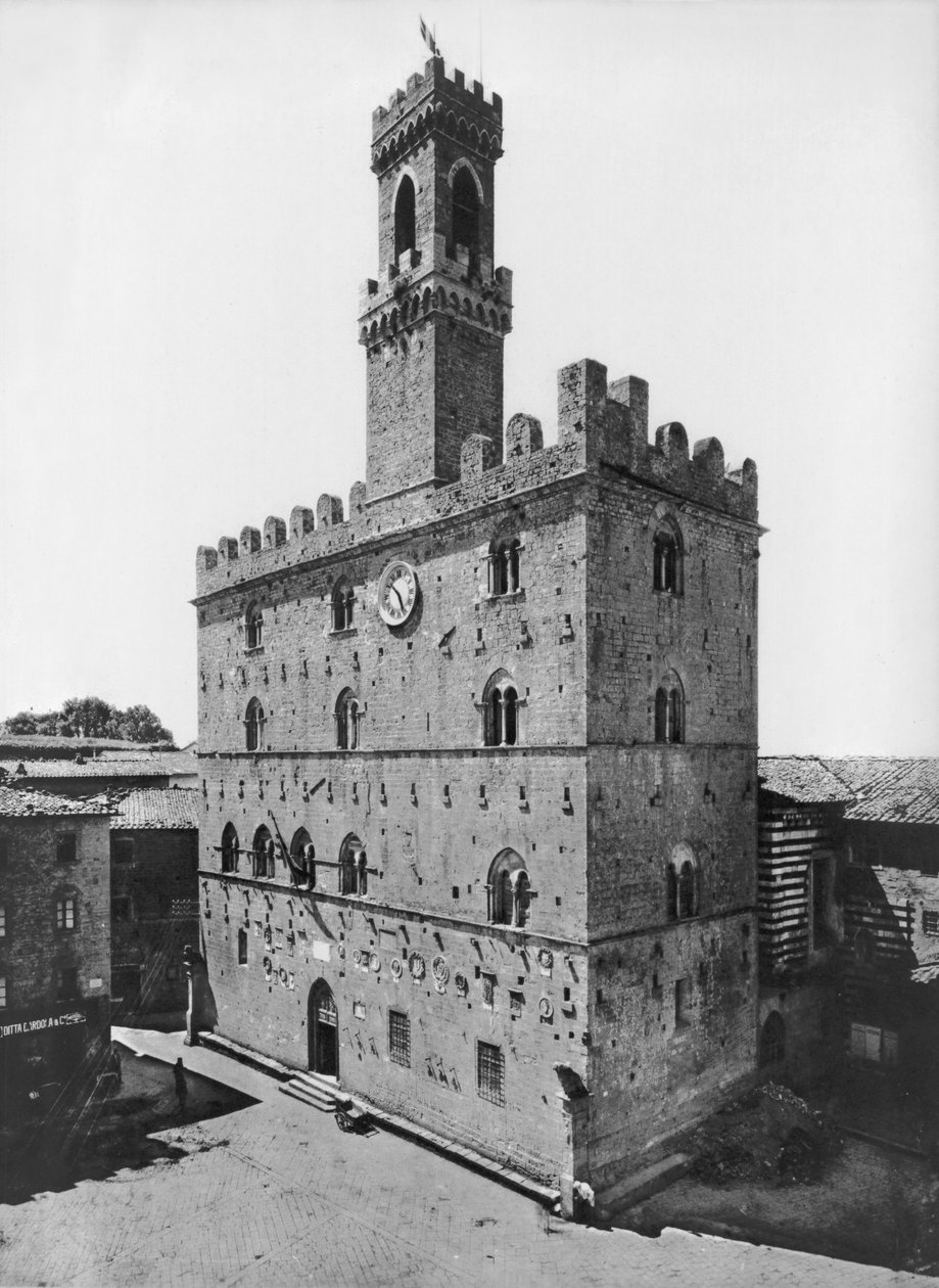 Palazzo dei Priori的外部街道 作者 意大利学校