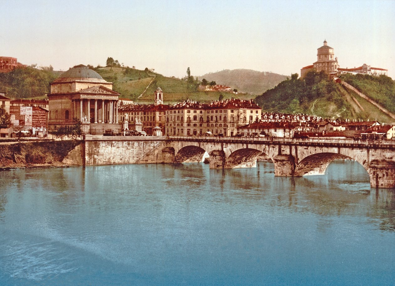 Gran Madre di Dio (foreground) and Santa Maria di Monte dei Cappuccini, Turin, published c.1890 (colour litho) 作者 意大利学校