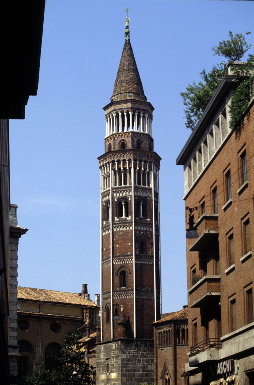 Milan: the bell tower of San Gottardo. 作者 意大利学校