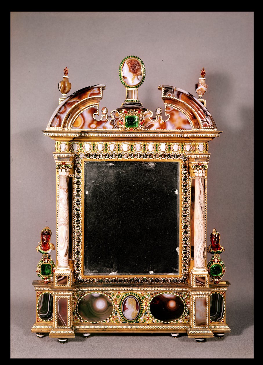 Marie de Medici镜子（1573-1642）（水晶，珐琅，缠丝玛瑙和玛瑙） 作者 意大利学校