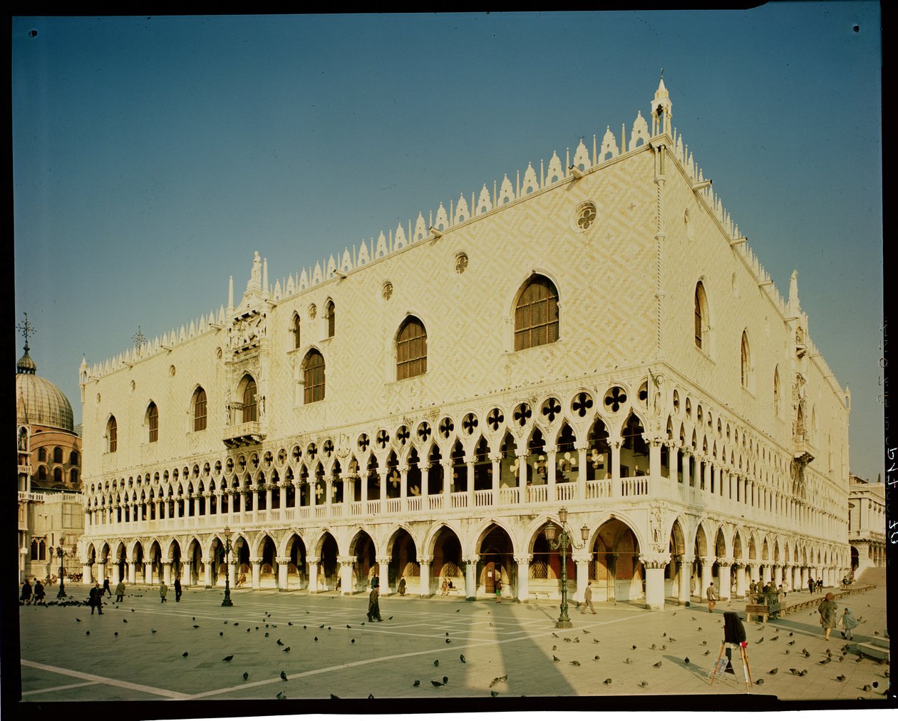 Palazzo Ducale的西部门面的看法，14-15世纪 作者 意大利学校