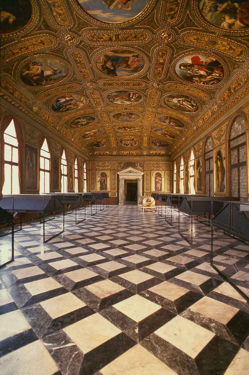黄金厅，建于1537-88年 作者 哈科波·桑索维诺（Jacopo Sansovino）