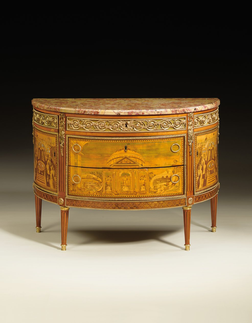 路易十六便桶，约1770-75年（ormolu安装的郁金香木，果木，梧桐、,菜和珍珠母）（另请参见714754-55） 作者 雅克·伯克尔