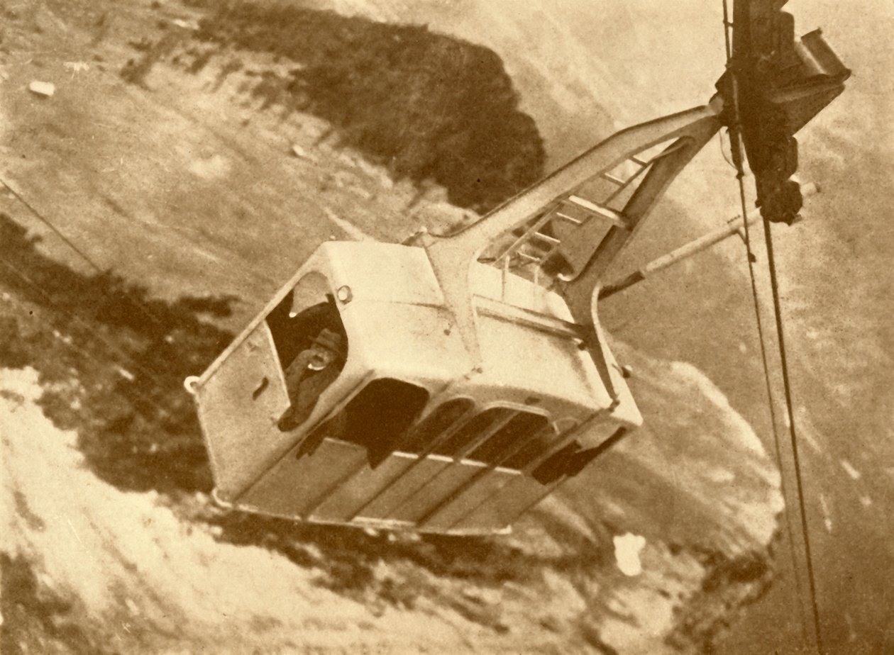 荡向太空》，约1930年。 作者 詹姆士