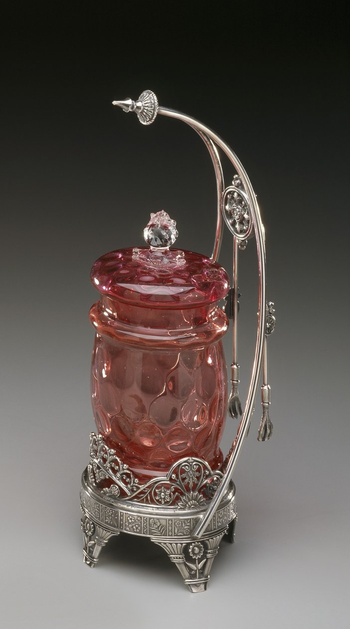 带夹钳的酱菜罐，约1885年（镀银和吹制玻璃） 作者 詹姆斯·塔夫茨公司