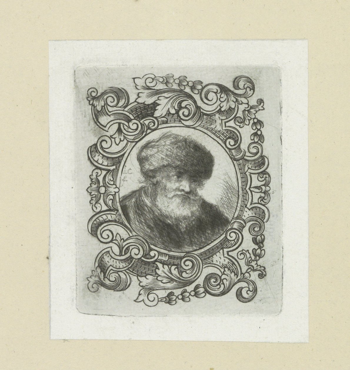 Oude man met bonthoed in ornamentrand
约翰-夏隆的蚀刻版画全集 / Oeuvre Complette des Eaux Fortes par Jean Chalon（丛书名） 作者 扬·沙隆