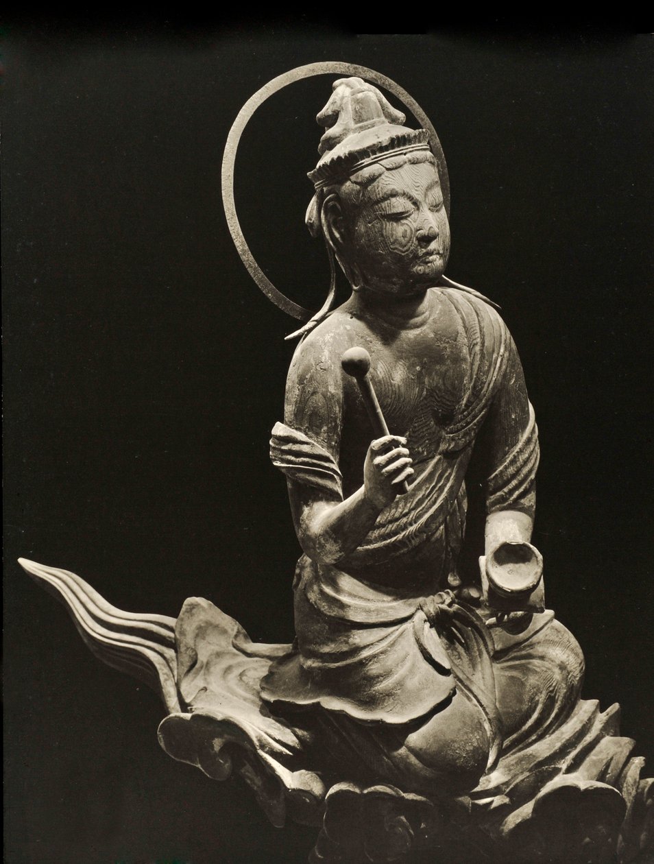 Bosatsu演奏乐器，从11世纪，平安时代晚期，Byodo-In，京都，1950年 作者 日本摄影师