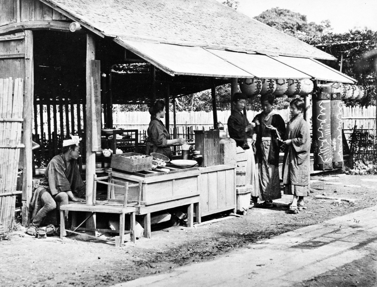 日本街头食品摊位，1860-80 作者 日本摄影师