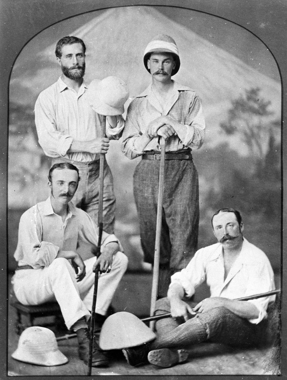 在日本，1870年代的四个欧洲男子的肖像 作者 日本摄影师