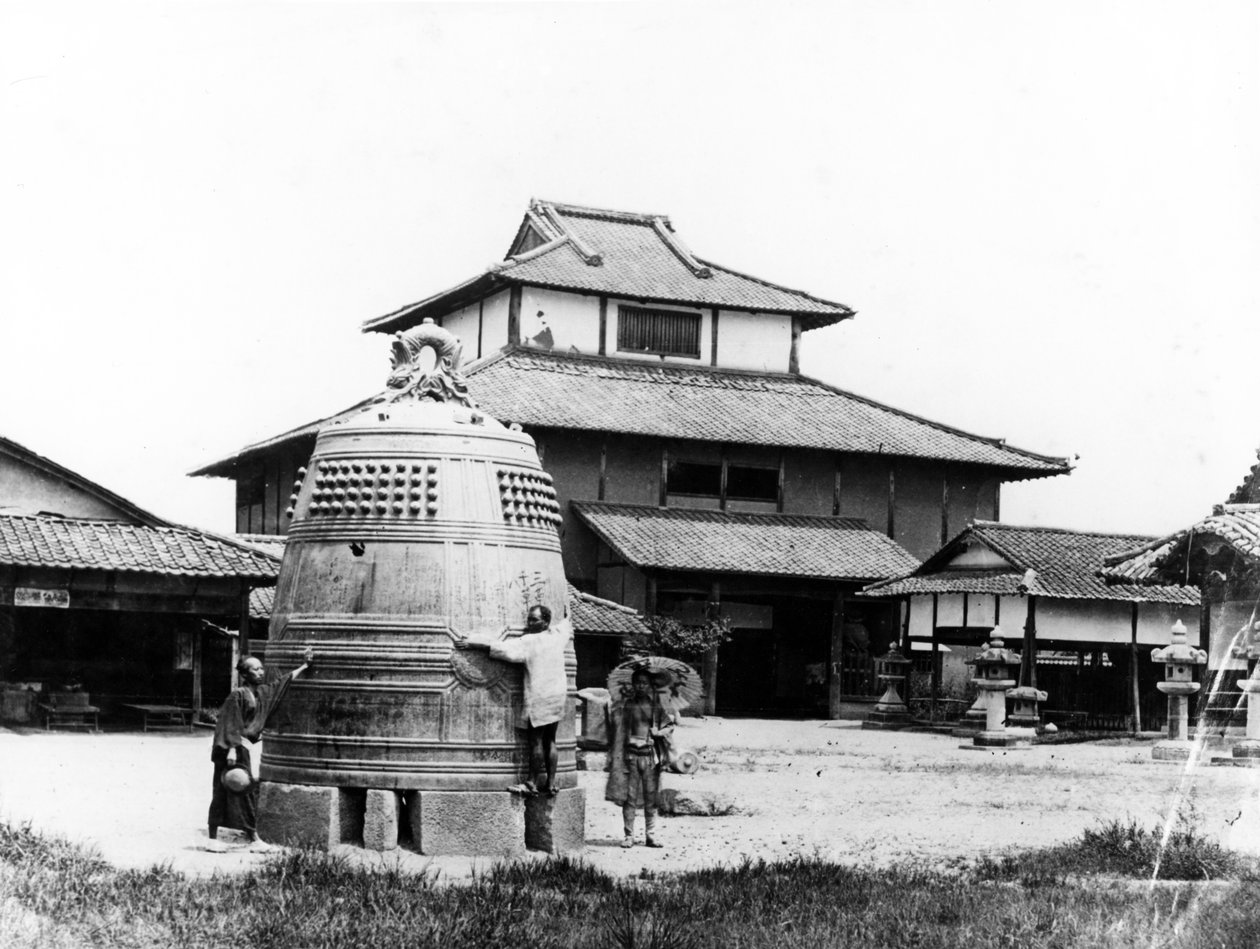 Daibutsu Bell，日本京都，1870年代 作者 日本摄影师