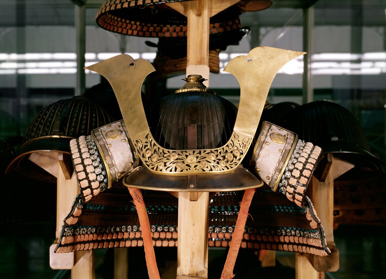 武士头盔，14世纪中叶 作者 日本学校