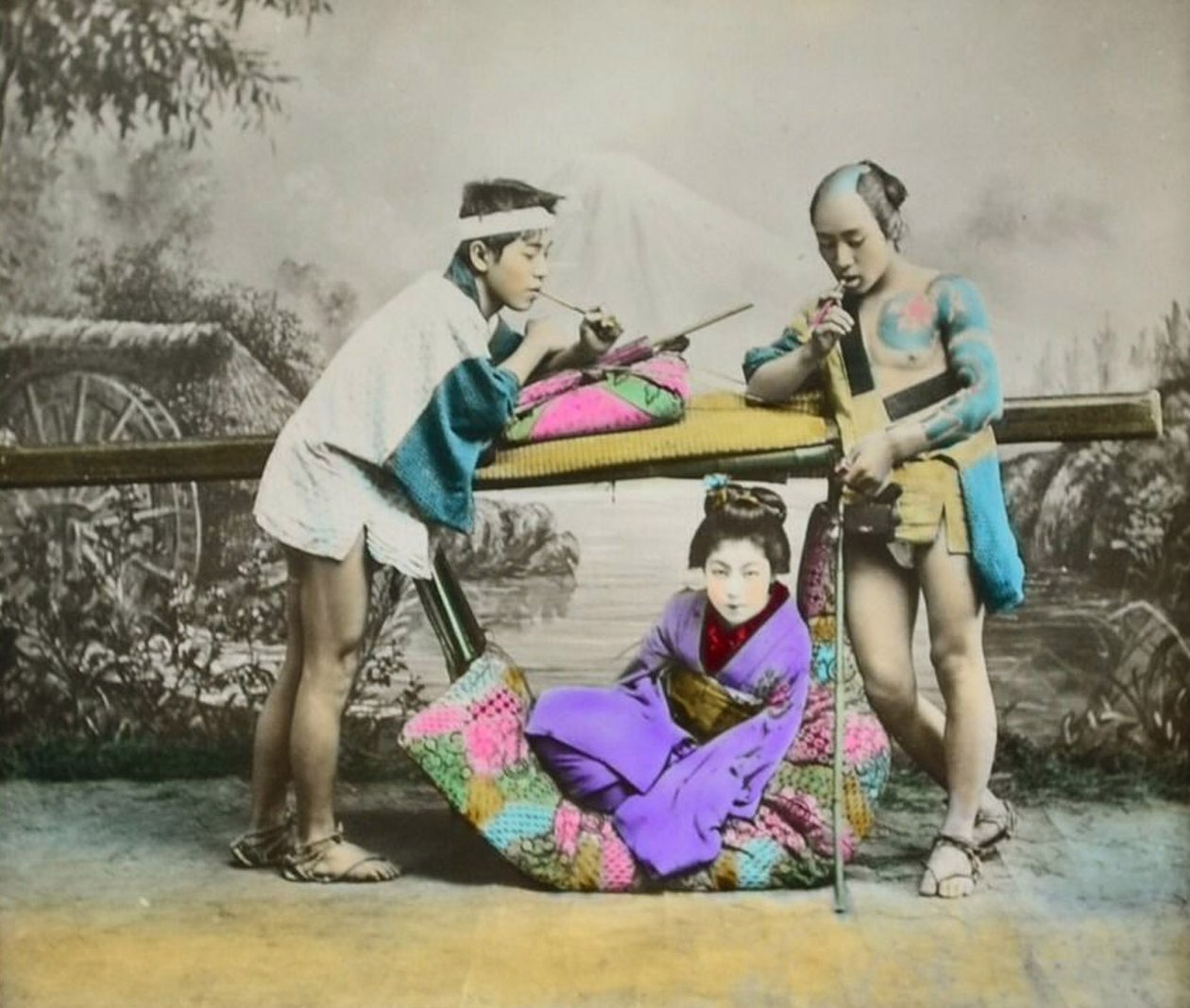 手彩色日本白蛋白印花，c.1880 作者 日本摄影师