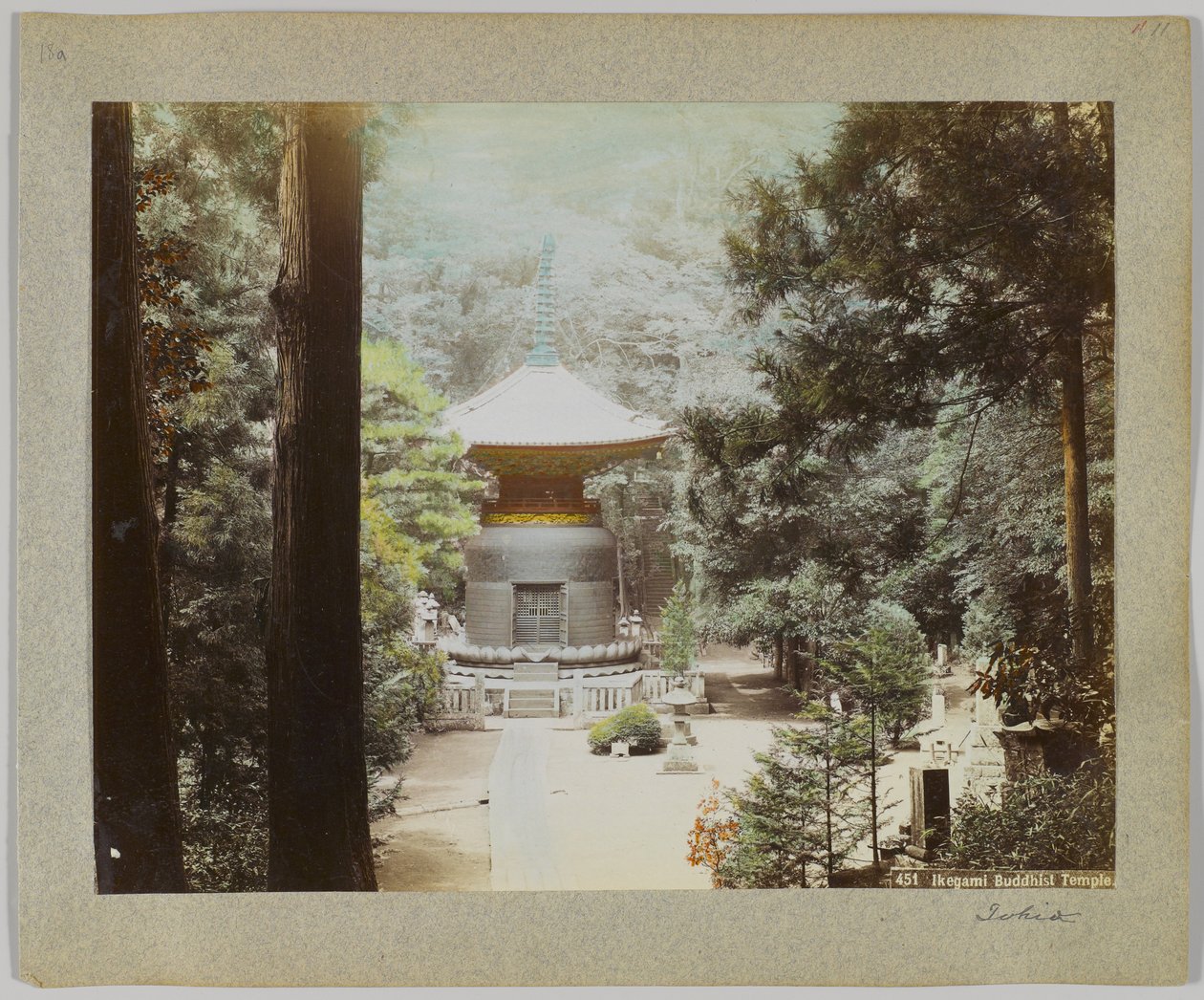 日本东京池上佛寺（手绘黑白照片） 作者 日本摄影师