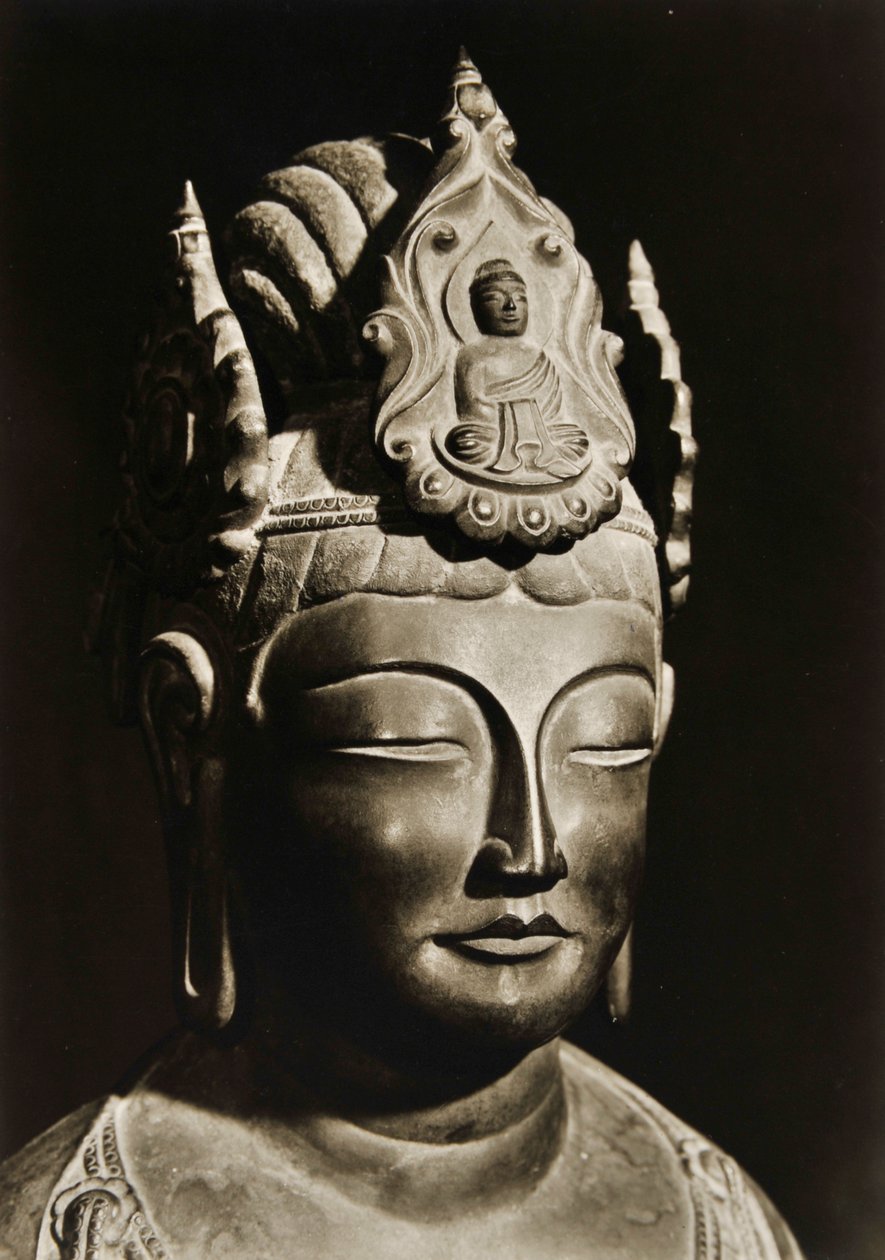 来自奈良早期的Yumechigai Kannon，日本奈良，法隆寺，1950年 作者 日本摄影师