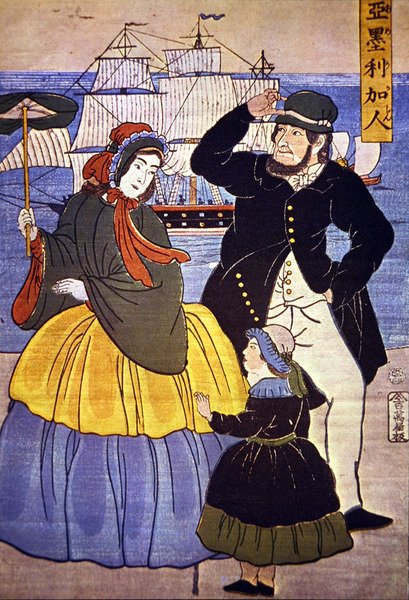 日本艺术家于1861年绘制的横滨港前的欧洲家庭。 作者 日本学校