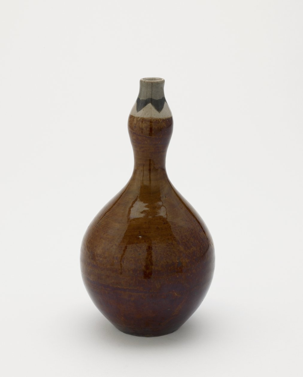葫芦形清酒瓶，长崎县长垣县，江户时代，18世纪初 -  19世纪初（陶瓷） 作者 日本学校