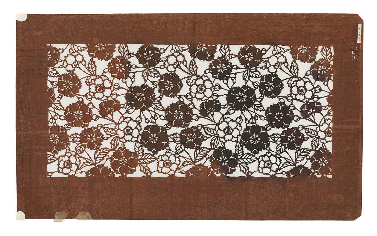 纸模具（片上），十九世纪末（用柿子汁处理的桑树皮纸） 作者 日本学校
