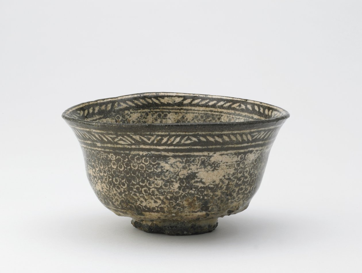 茶碗，松江，岛根县，江户时代，18世纪 -  19世纪初（陶瓷） 作者 日本学校
