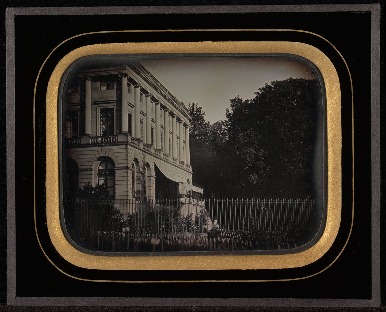 Palais Eynard，日内瓦花园前面 作者 让·加布里埃尔·爱纳德