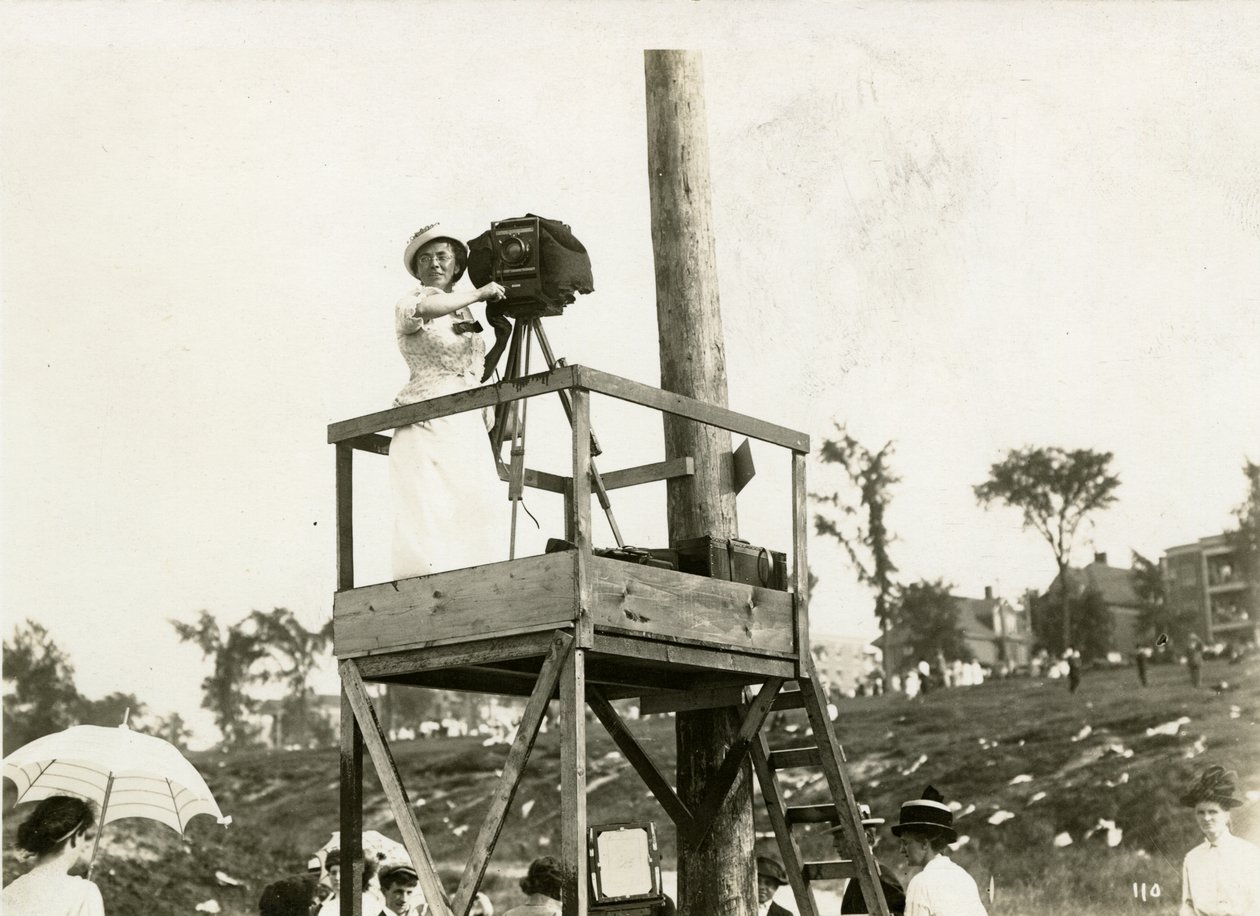 比尔斯在工作，c.1905-40 作者 杰西·塔伯·比尔斯（Jessie Tarbox Beals）