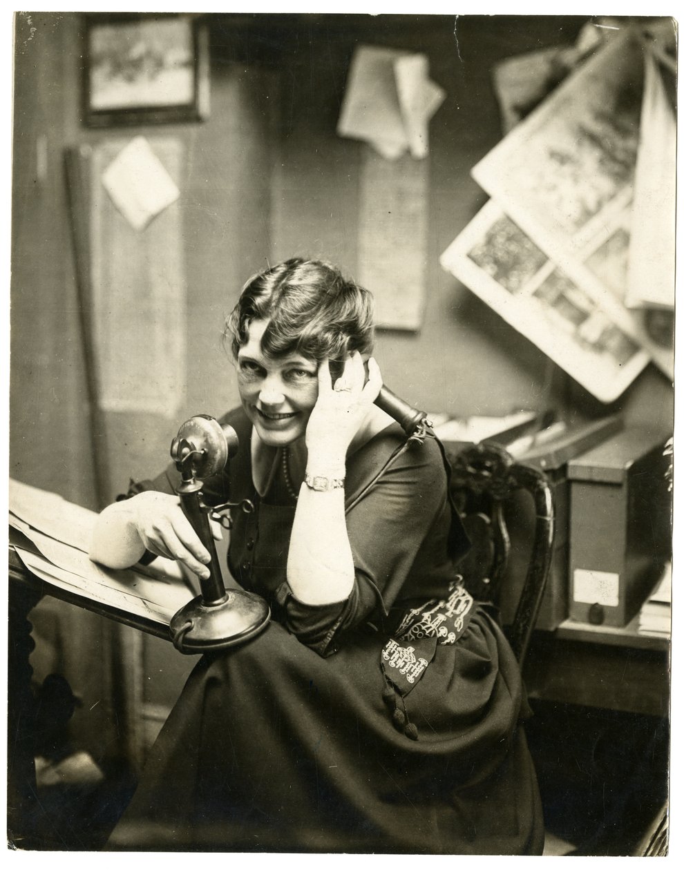 May Wilson Preston，艺术家和插画家，c.1905-20 作者 杰西·塔伯·比尔斯（Jessie Tarbox Beals）