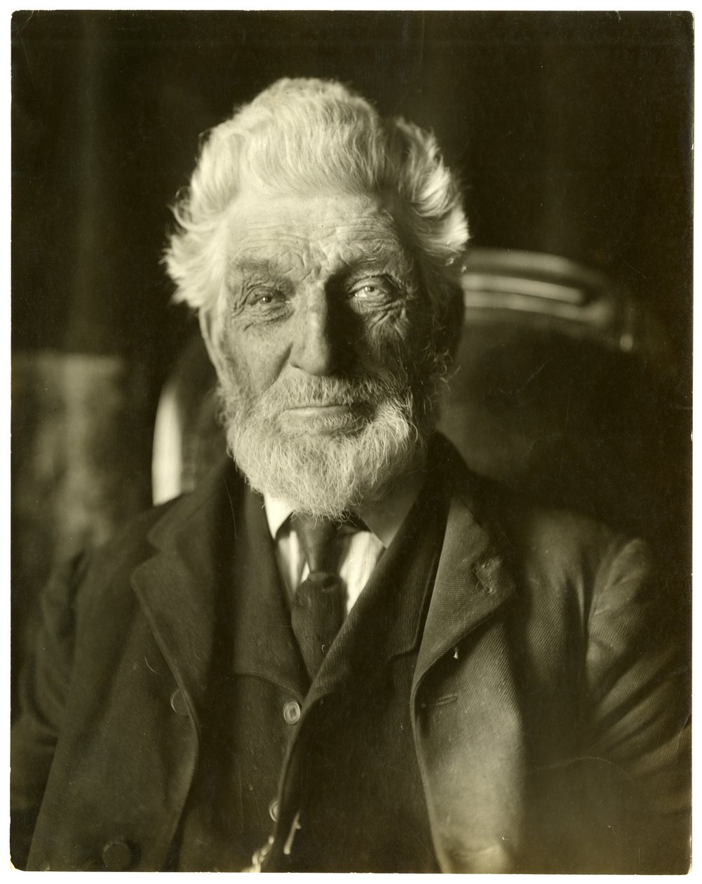 信使先生，蜜蜂，c.1905-09 作者 杰西·塔伯·比尔斯（Jessie Tarbox Beals）