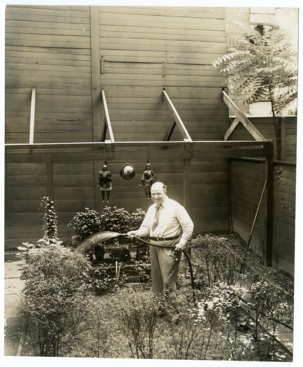 托尼-萨格，约1905-40（明胶银照片）。 作者 杰西·塔伯·比尔斯（Jessie Tarbox Beals）