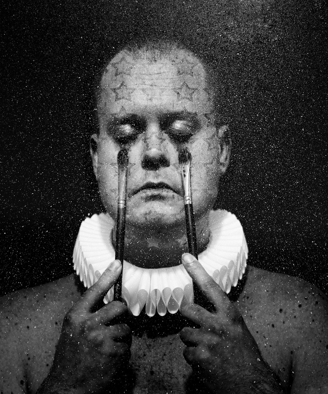 小丑之死（系列），2016（照片处理） 作者 约翰·利利亚（Johan Lilja）