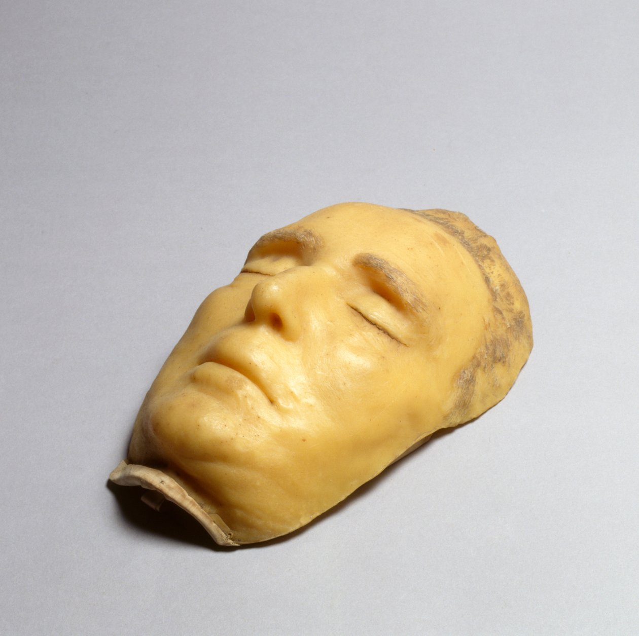 弗雷德里克二世的死亡面具，黑森州卡塞尔的Landgrave，1785年（蜡和头发） 作者 约翰·威廉·基希纳（Johann Wilhelm Kirchner）