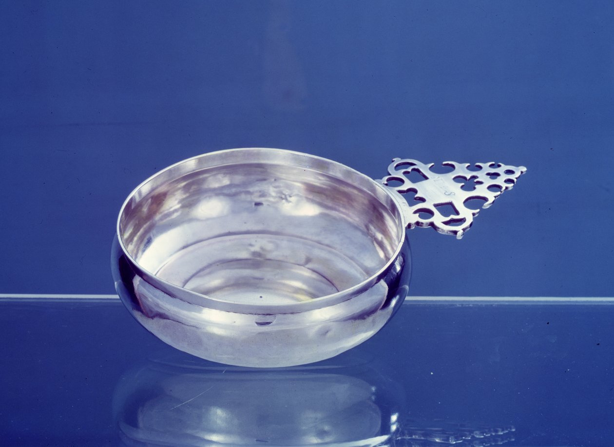 Porringer（银色） 作者 约翰·康尼