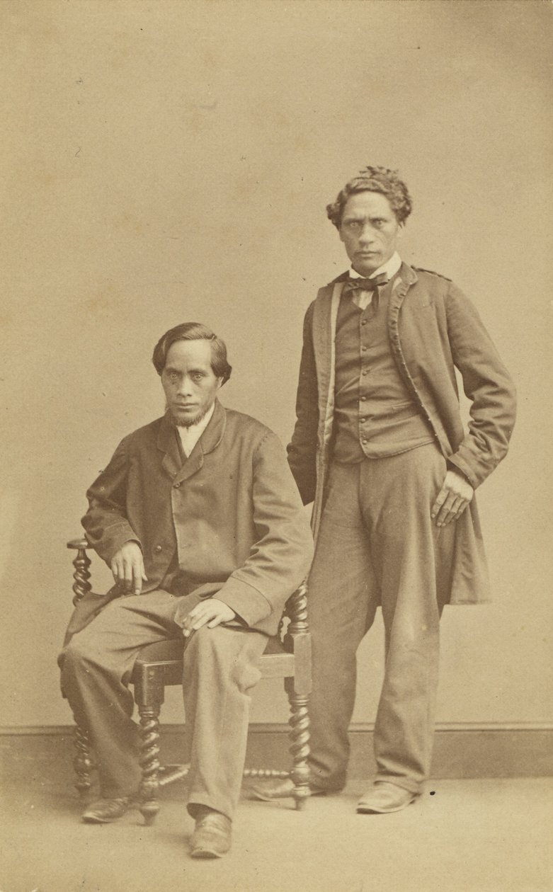 Tukarawa和Paratene the Manu，c.1863（蛋白印刷品） 作者 约翰·比蒂