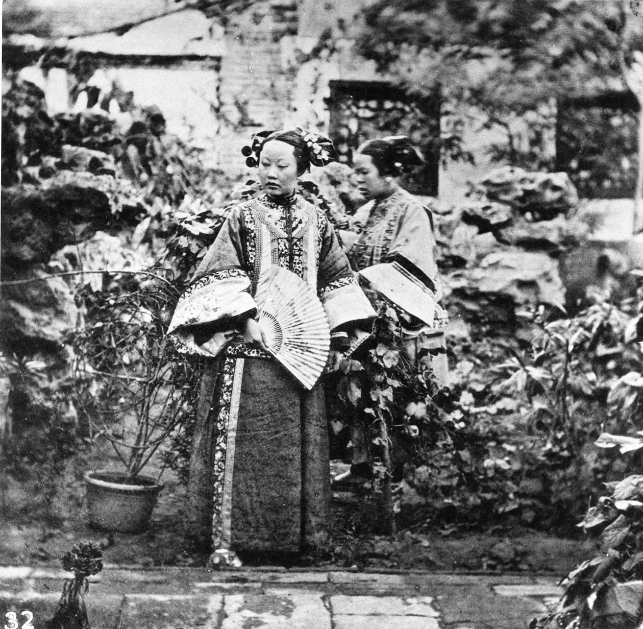 Manchu Ladies，c.1867-72 作者 约翰汤姆森