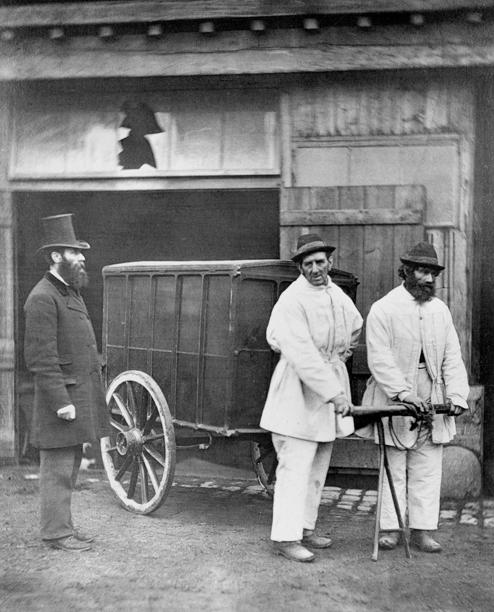 公共消毒者，来自“伦敦街头生活”，1877年 作者 约翰汤姆森