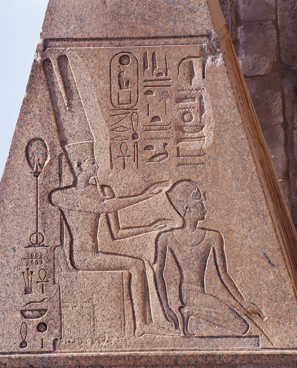 埃及 - 古代底比斯（联合国教科文组织世界遗产名录 作者 沃尔特·查尔斯·米尔斯