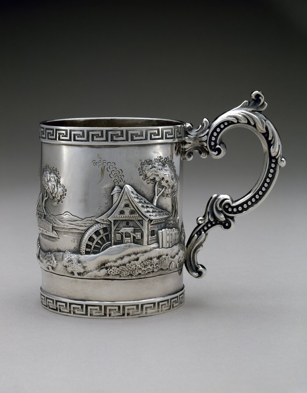 婴儿杯c。 1840-1860（银） 作者 约翰·基茨