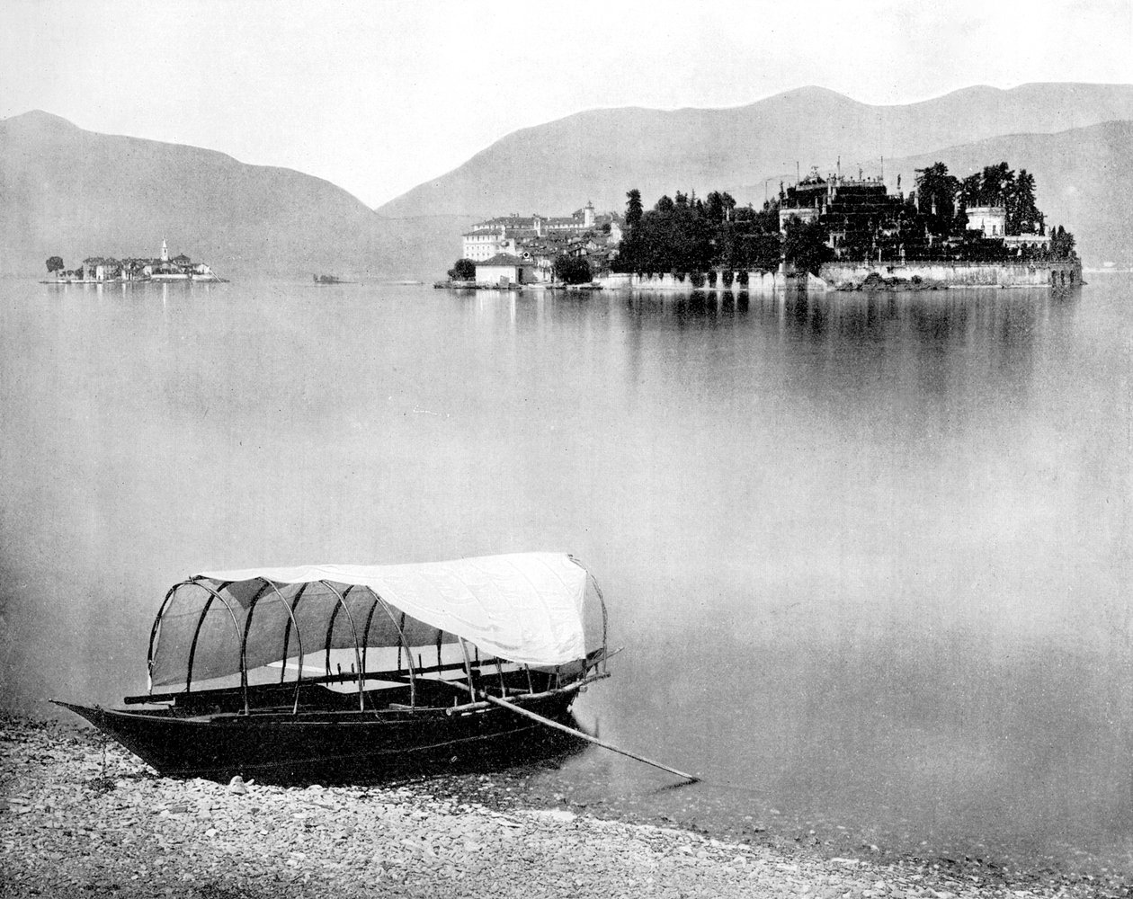 马焦雷湖，伊索拉贝拉，意大利，1893年。 作者 约翰·斯托达德