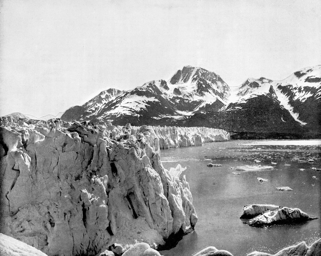 美国阿拉斯加的缪尔冰川（Muir Glacier），1893年。 作者 约翰·斯托达德