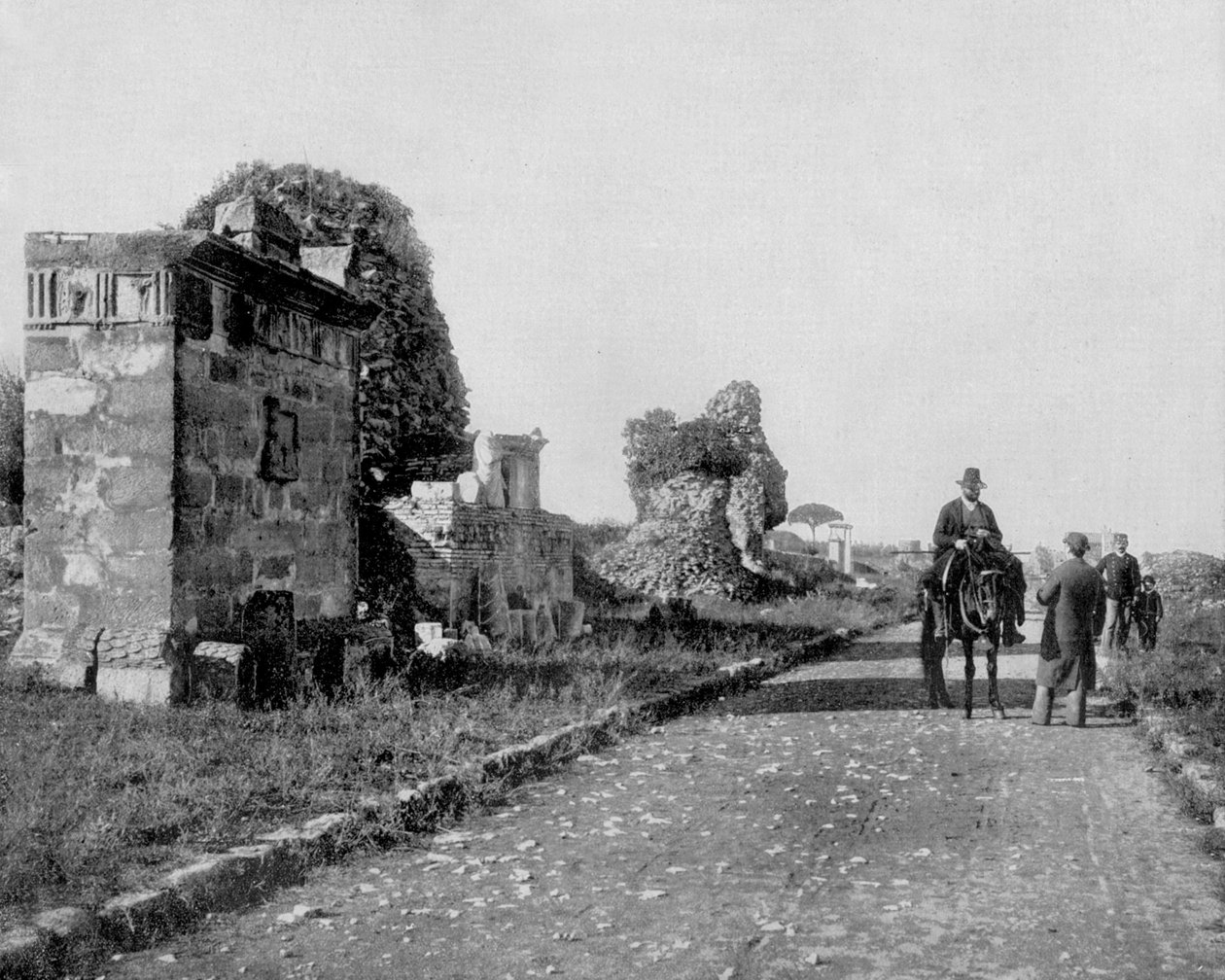 Appia way in Rome (b/w photo) 作者 约翰·劳森·斯托达德