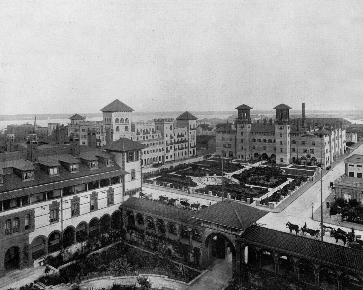 Malo ku Saint Augustine, Florida: Alcazar, de Cordoue, Pont de Leon, c. 1900 (b / w chithunzi) 作者 约翰·劳森·斯托达德