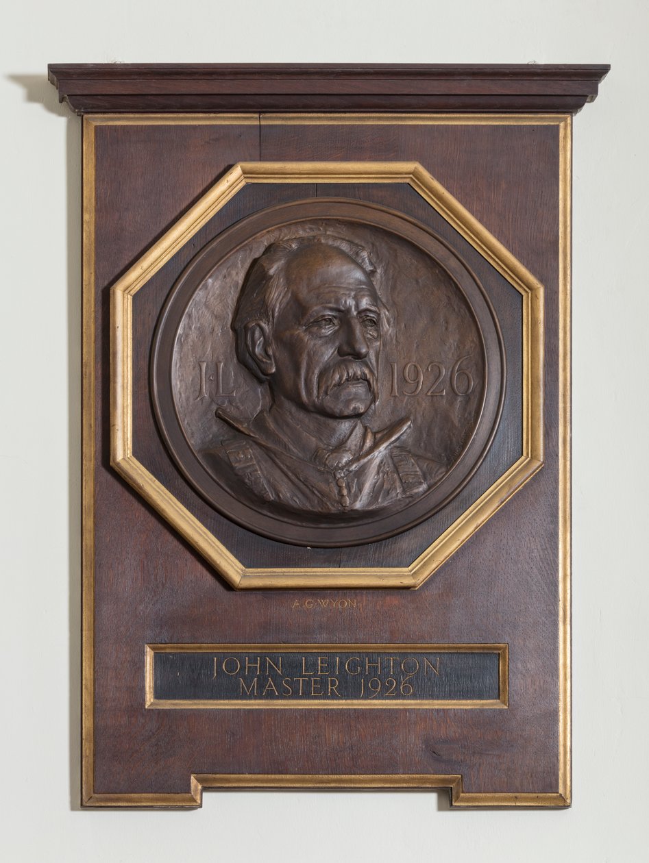 Medal featuring John Leighton 作者 约翰·莱顿