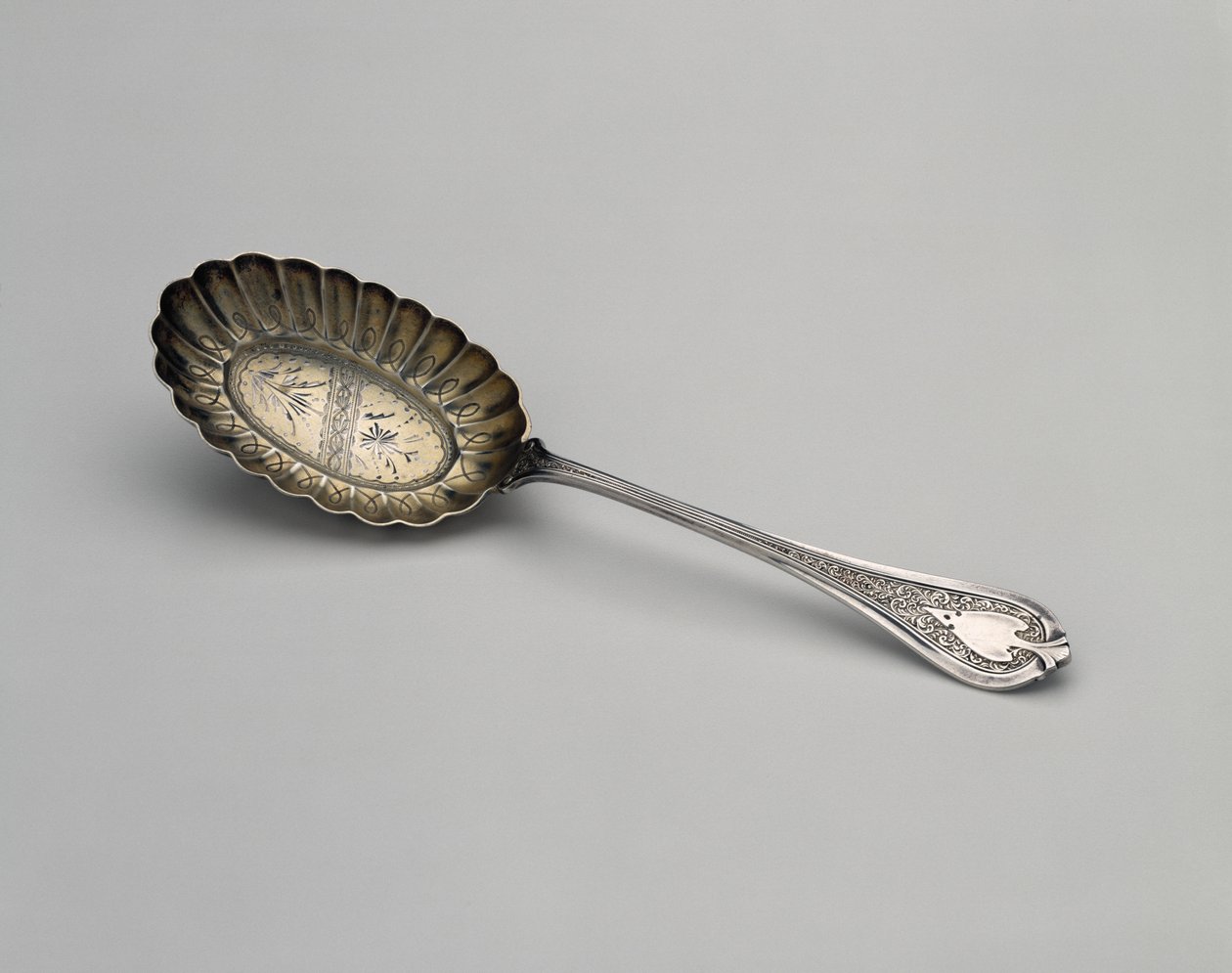 汤匙c。 1870年（镀银的银色） 作者 约翰·温特