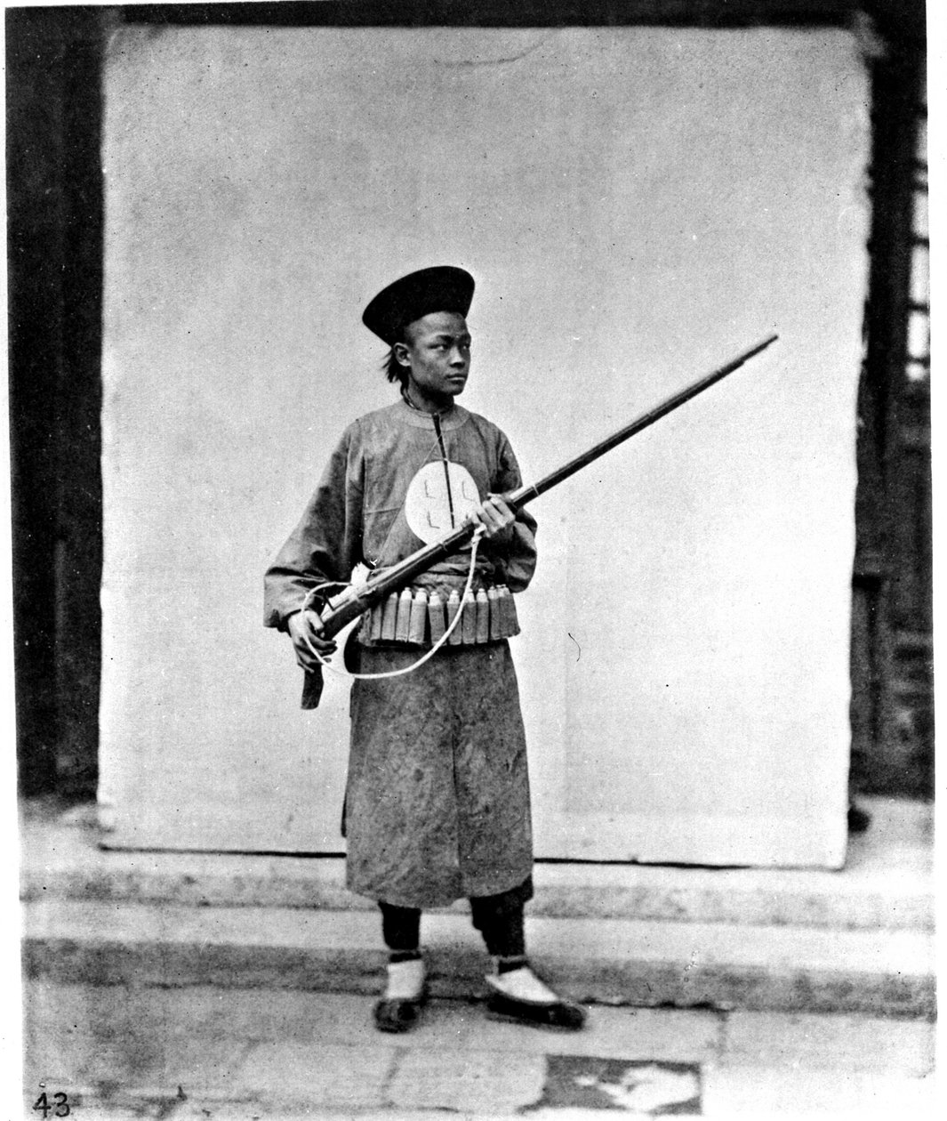 中国，士兵，约1870年（照片 作者 约翰汤姆森
